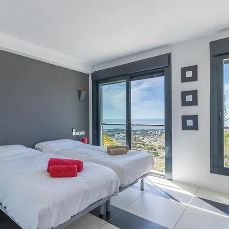 Den Broeck * Moraira