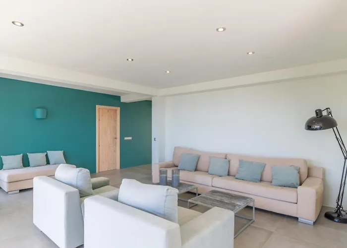 Den Broeck Вилла